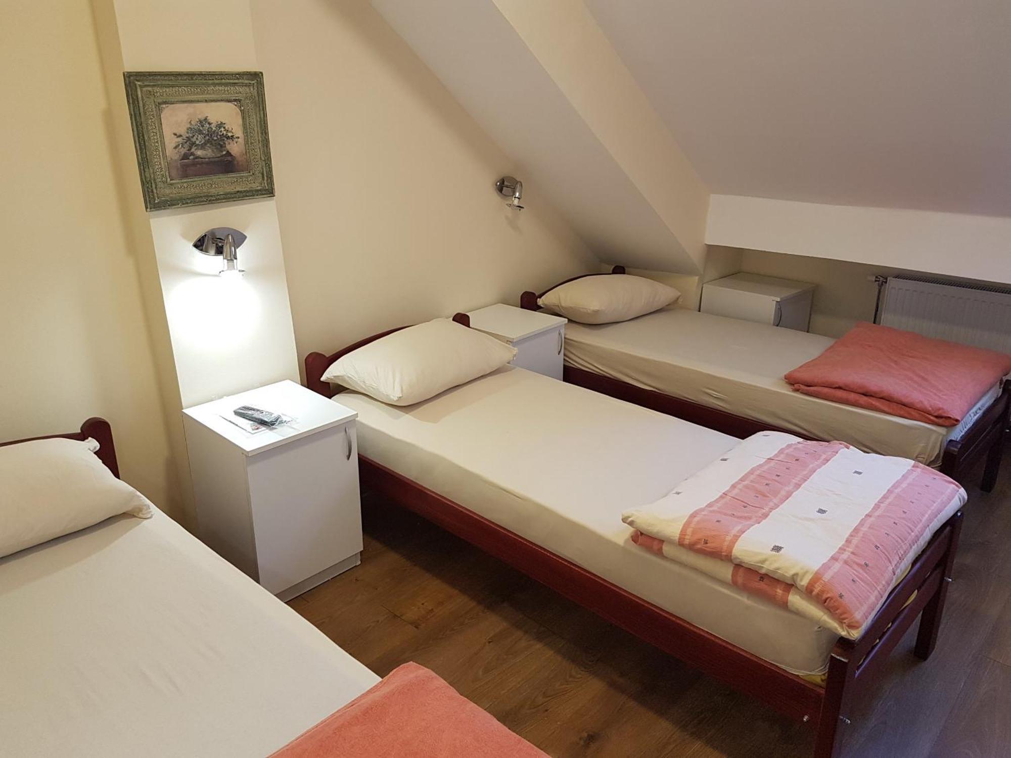 Hostel Beko Valjevo Quarto foto