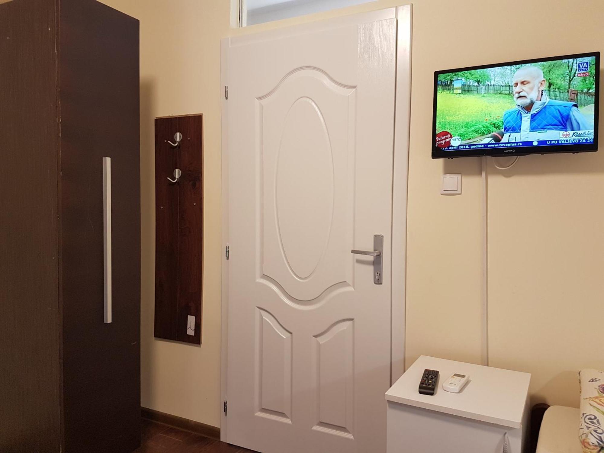 Hostel Beko Valjevo Quarto foto