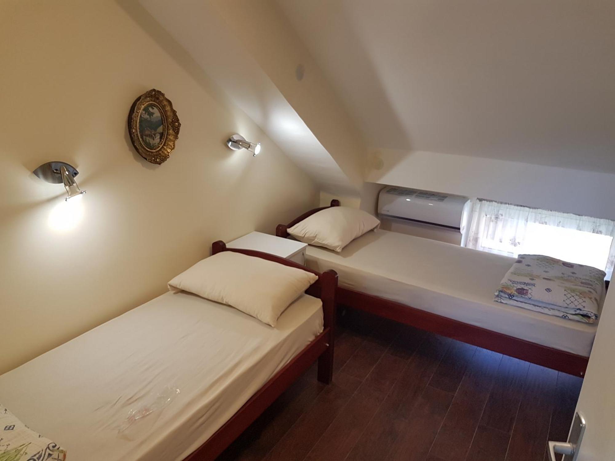 Hostel Beko Valjevo Quarto foto