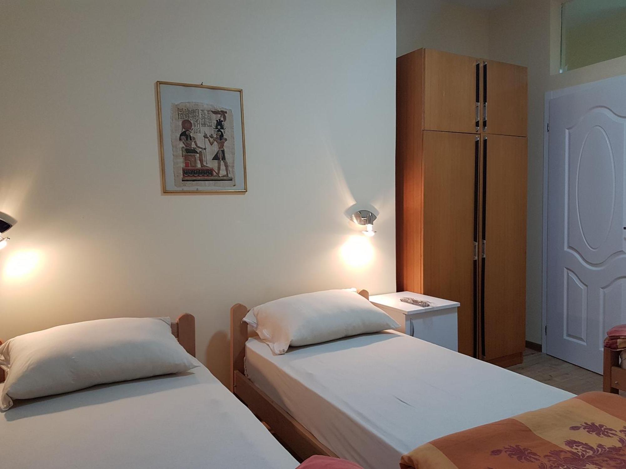 Hostel Beko Valjevo Quarto foto