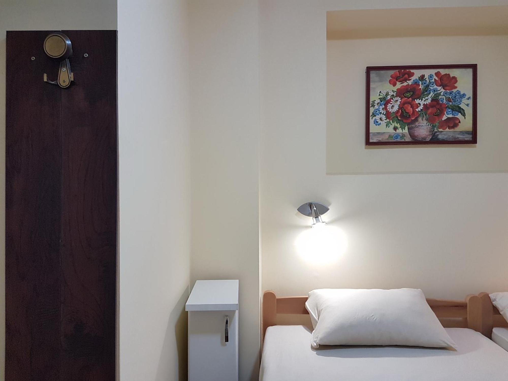 Hostel Beko Valjevo Quarto foto