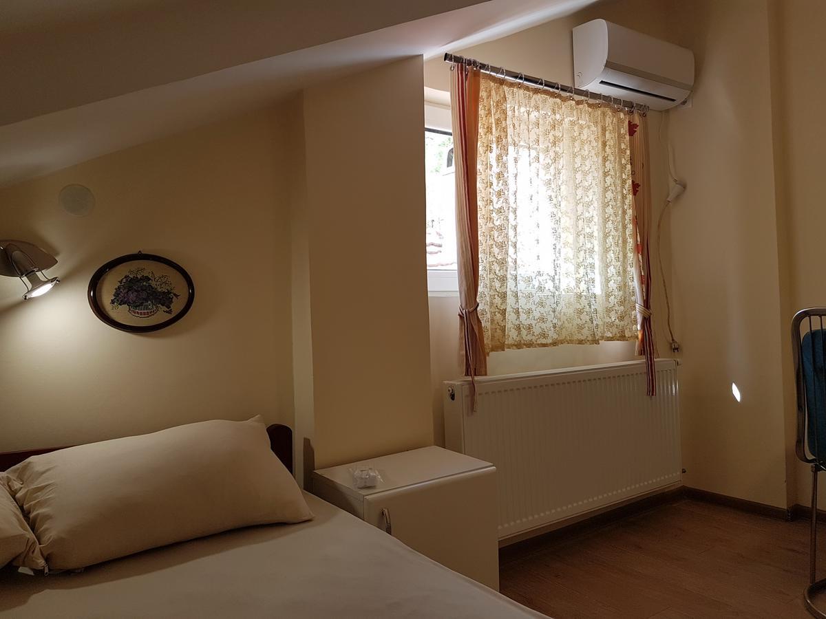 Hostel Beko Valjevo Quarto foto